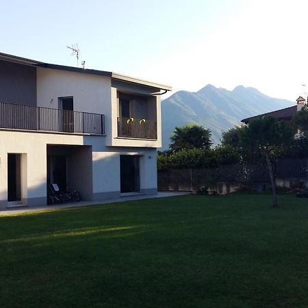 Villa White House Lucia à Colico Extérieur photo
